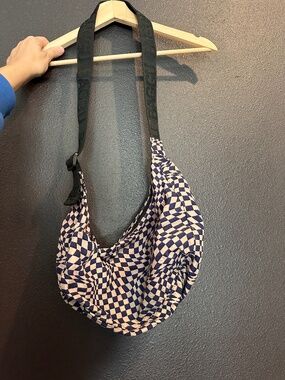 Baggu Medium Nylon Crescent Bag- wanted checkered print